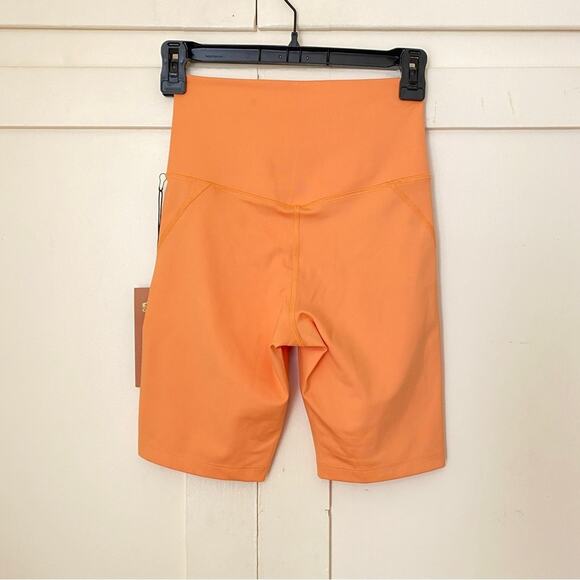 NWT Girlfriend Collective Horizon Orange Biker Shorts XS - Picture 5 of 5